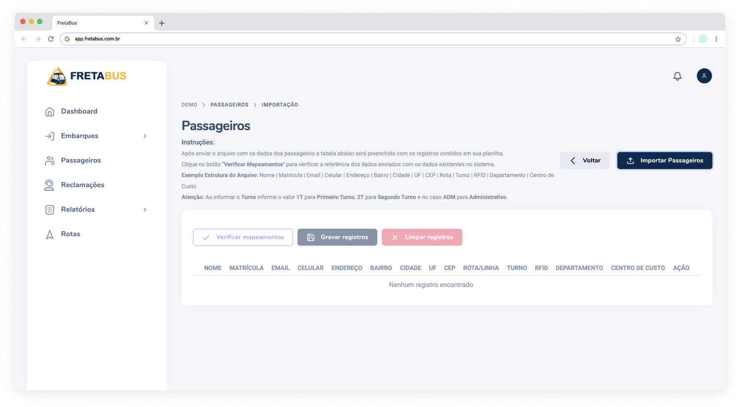 Processo de importação de passageiros com validação de planilhas.