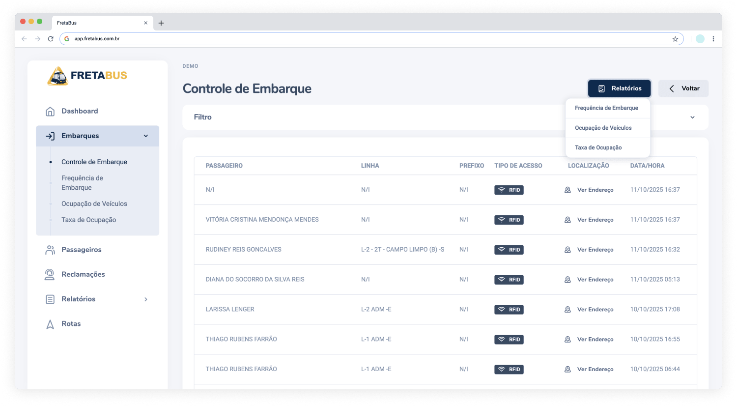Relatório detalhado de controle de embarque por QR code e RFID.